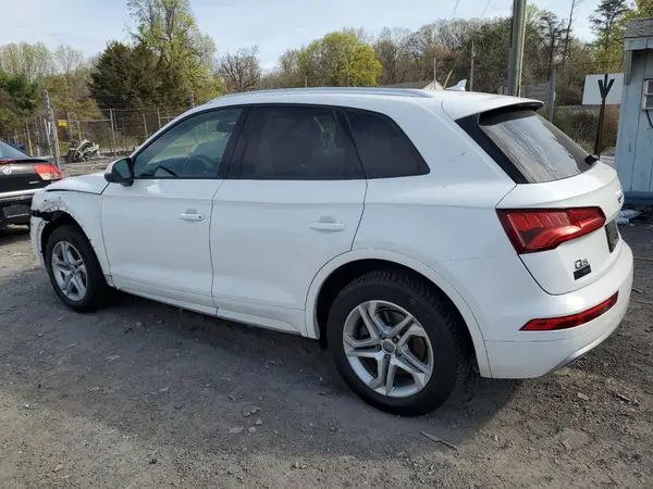 WA1ANAFY8J2139575 2018 AUDI Q5 - Image 2