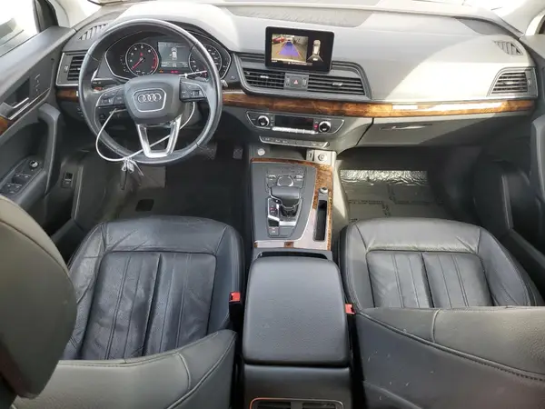 WA1ANAFY8J2139575 2018 AUDI Q5 - Image 8