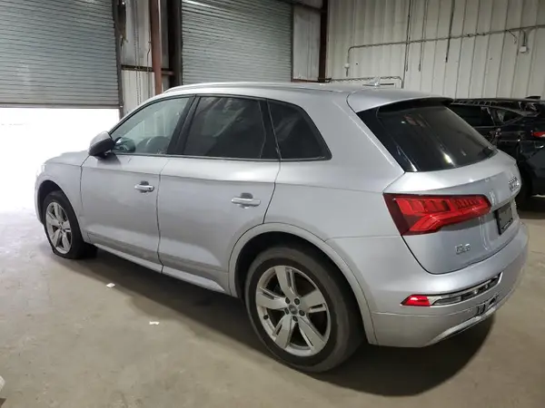 WA1ANAFY8J2140595 2018 AUDI Q5 - Image 2