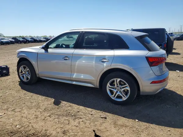 WA1ANAFY8J2173239 2018 AUDI Q5 - Image 2