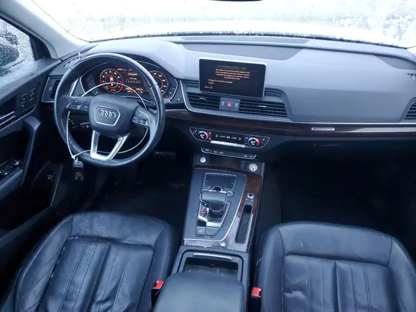 WA1ANAFY8J2177422 2018 AUDI Q5 - Image 8