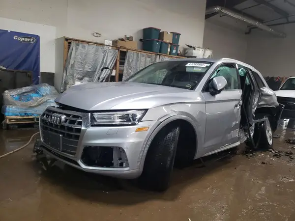 WA1ANAFY8J2193197 2018 AUDI Q5 - Image 1