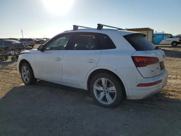 WA1ANAFY8J2203131 2018 AUDI Q5 - Image 2