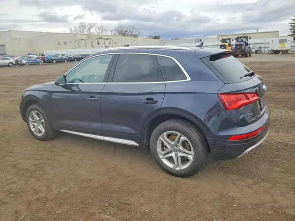WA1ANAFY8K2063597 2019 AUDI Q5 - Image 2