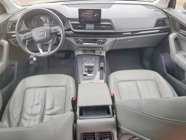 WA1ANAFY8K2063597 2019 AUDI Q5 - Image 8
