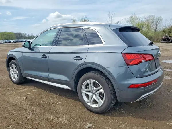 WA1ANAFY8K2064345 2019 AUDI Q5 - Image 2