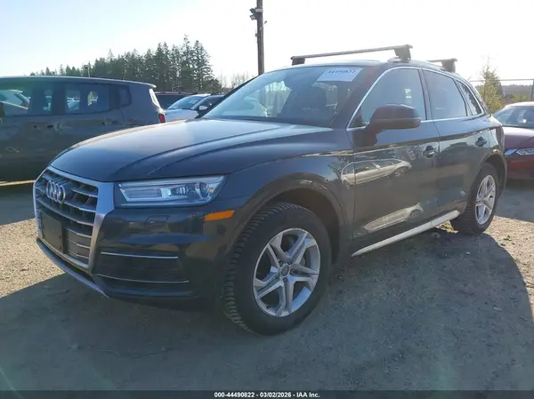 WA1ANAFY8K2099189 2019 AUDI Q5 - Image 2
