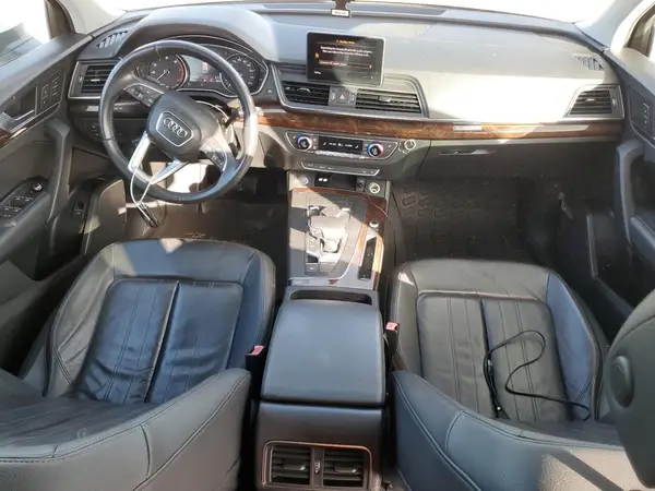 WA1ANAFY8K2100695 2019 AUDI Q5 - Image 8