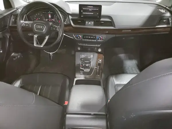 WA1ANAFY8K2123538 2019 AUDI Q5 - Image 8