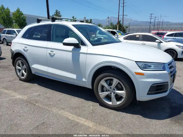 WA1ANAFY8L2034151 2020 AUDI Q5 - Image 1