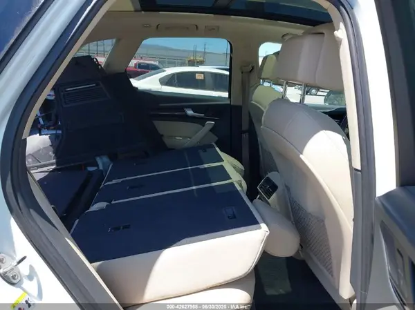 WA1ANAFY8L2034151 2020 AUDI Q5 - Image 8