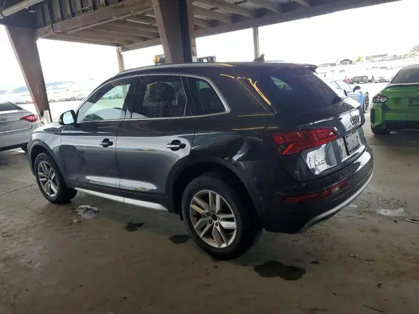 WA1ANAFY8L2036773 2020 AUDI Q5 - Image 2