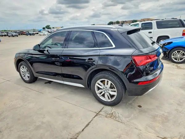 WA1ANAFY8L2051354 2020 AUDI Q5 - Image 2