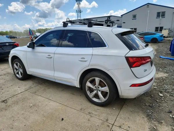 WA1ANAFY8L2064122 2020 AUDI Q5 - Image 2