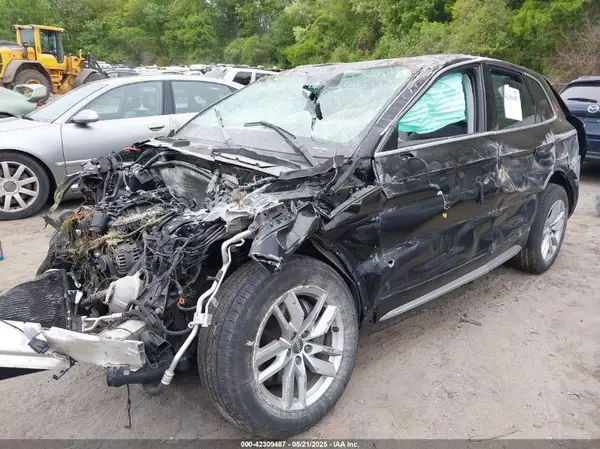 WA1ANAFY8L2091420 2020 AUDI Q5 - Image 2