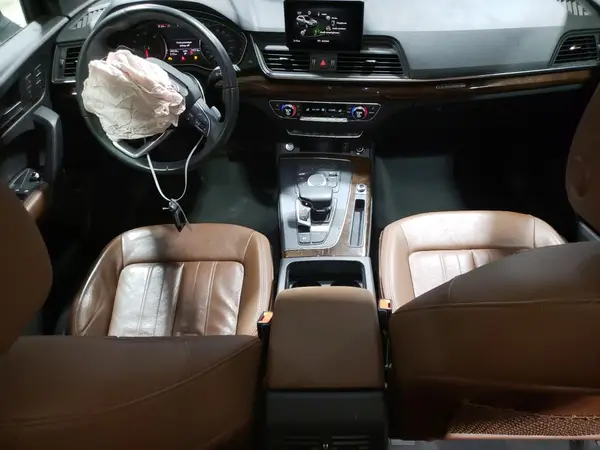 WA1ANAFY8L2115490 2020 AUDI Q5 - Image 8