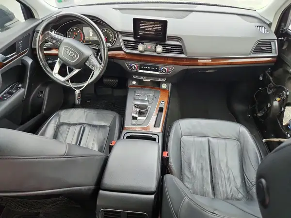 WA1ANAFY9J2004069 2018 AUDI Q5 - Image 8