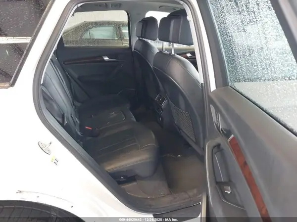 WA1ANAFY9J2026461 2018 AUDI Q5 - Image 8
