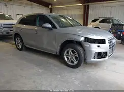 WA1ANAFY9J2049979 2018 AUDI Q5