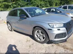 WA1ANAFY9J2052672 2018 AUDI Q5