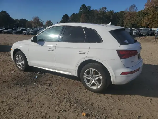WA1ANAFY9J2130951 2018 AUDI Q5 - Image 2