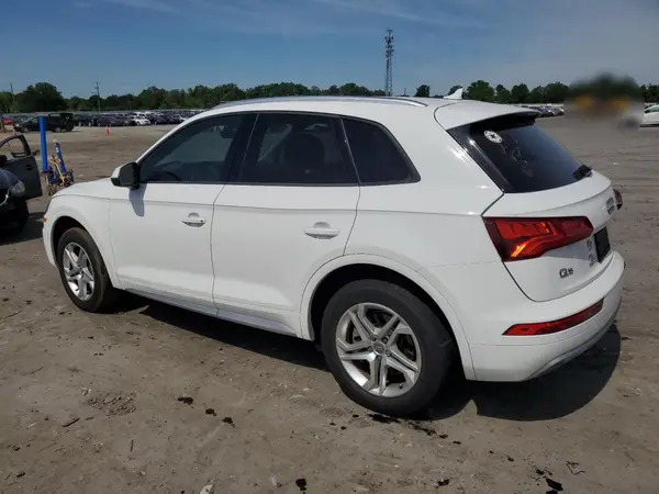 WA1ANAFY9J2166994 2018 AUDI Q5 - Image 2