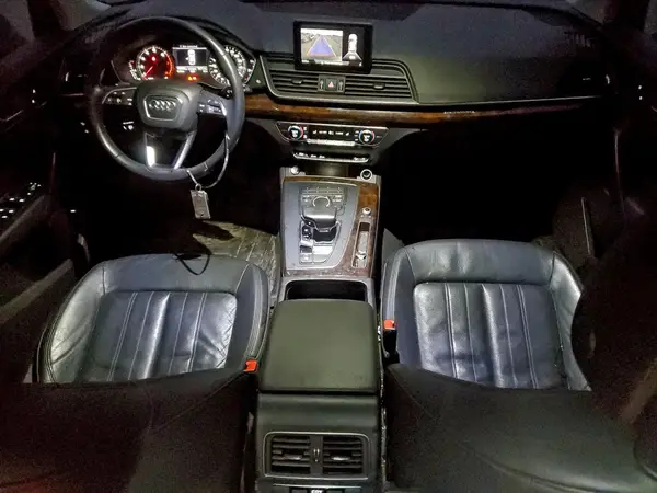 WA1ANAFY9J2170110 2018 AUDI Q5 - Image 8