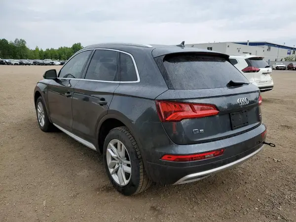 WA1ANAFY9J2175615 2018 AUDI Q5 - Image 2