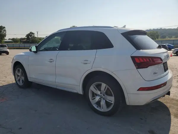 WA1ANAFY9J2209715 2018 AUDI Q5 - Image 2