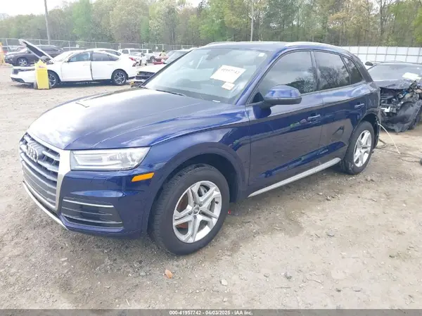 WA1ANAFY9J2210881 2018 AUDI Q5 - Image 2
