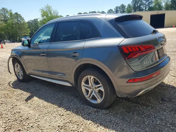 WA1ANAFY9J2222075 2018 AUDI Q5 - Image 2