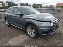 WA1ANAFY9J2233657 2018 AUDI Q5