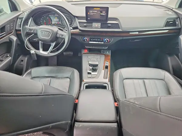 WA1ANAFY9K2054892 2019 AUDI Q5 - Image 8