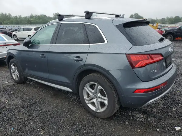 WA1ANAFY9K2062538 2019 AUDI Q5 - Image 2