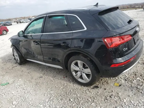 WA1ANAFY9K2073409 2019 AUDI Q5 - Image 2