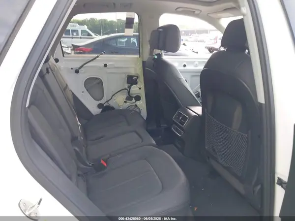 WA1ANAFY9K2080165 2019 AUDI Q5 - Image 8