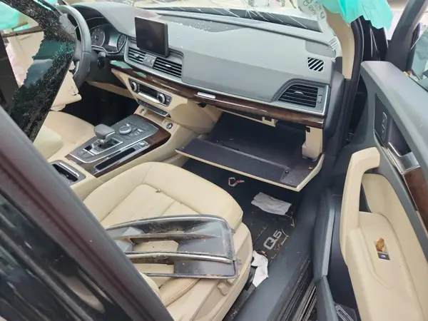 WA1ANAFY9K2100706 2019 AUDI Q5 - Image 8