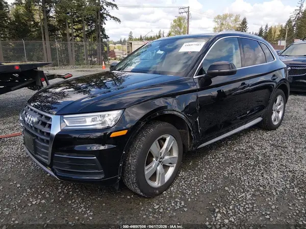 WA1ANAFY9K2132524 2019 AUDI Q5 - Image 2