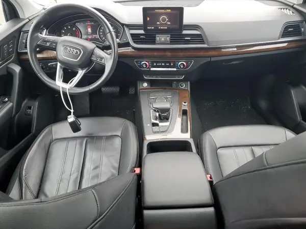 WA1ANAFY9K2137190 2019 AUDI Q5 - Image 8