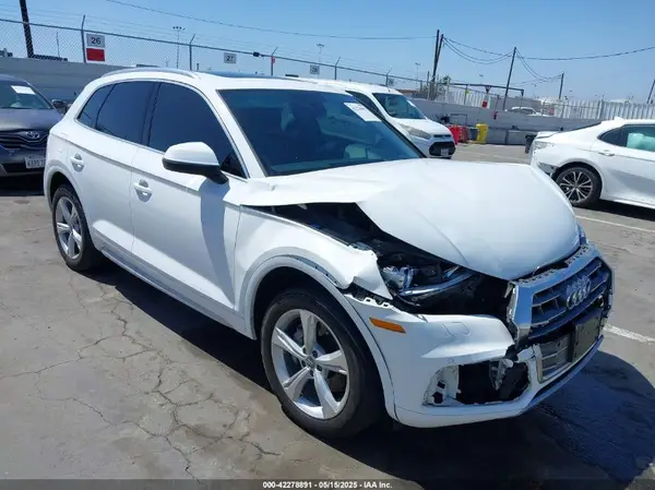 WA1ANAFY9L2029945 2020 AUDI Q5 - Image 1