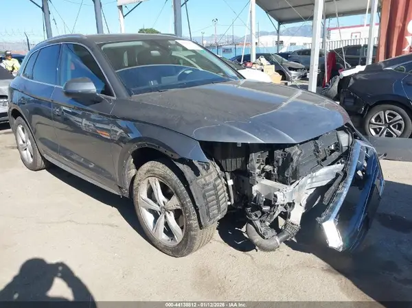 WA1ANAFY9L2066221 2020 AUDI Q5 - Image 1