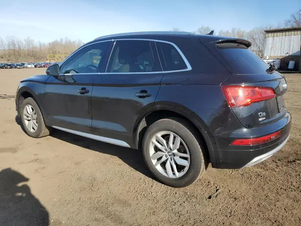 WA1ANAFY9L2070088 2020 AUDI Q5 - Image 2