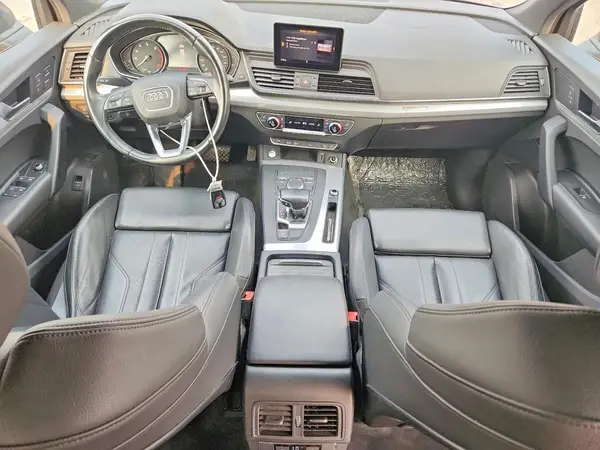 WA1ANAFY9L2089255 2020 AUDI Q5 - Image 8