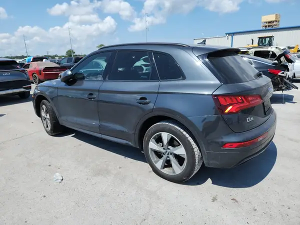 WA1ANAFY9L2116213 2020 AUDI Q5 - Image 2