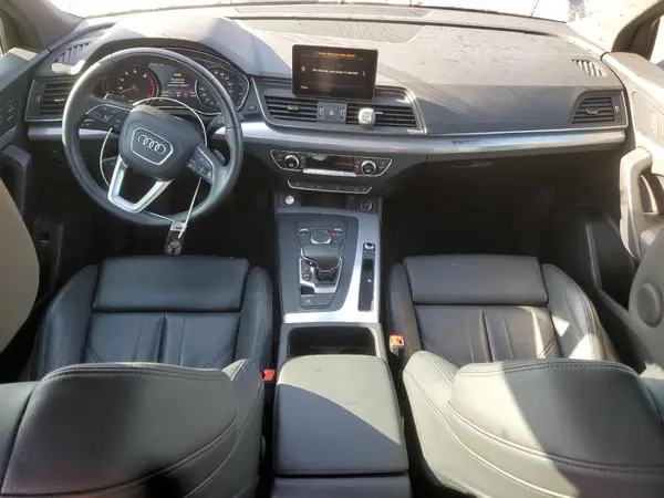 WA1ANAFY9L2117572 2020 AUDI Q5 - Image 8