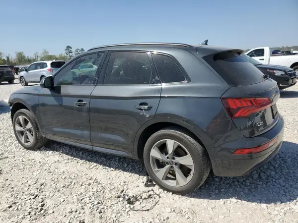 WA1ANAFY9L2121900 2020 AUDI Q5 - Image 2