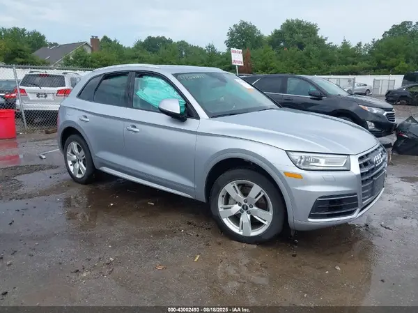 WA1ANAFYXJ2084661 2018 AUDI Q5 - Image 1
