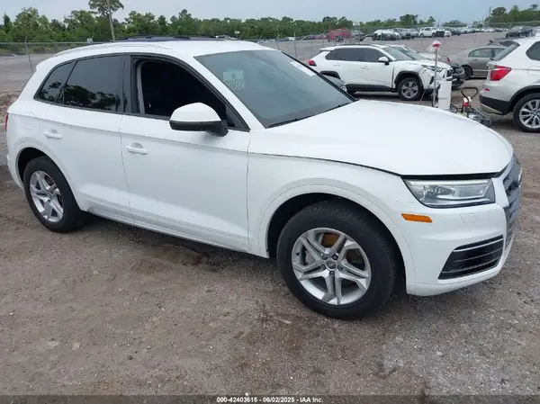 WA1ANAFYXJ2111633 2018 AUDI Q5 - Image 1