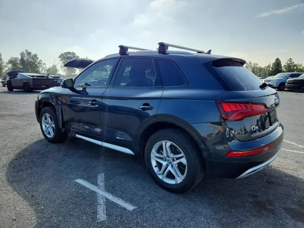 WA1ANAFYXJ2190592 2018 AUDI Q5 - Image 2