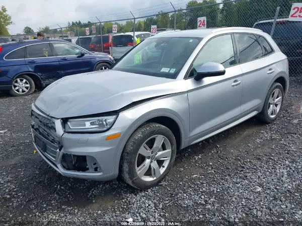 WA1ANAFYXJ2194898 2018 AUDI Q5 - Image 2